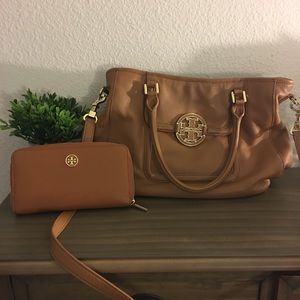 Tory Burch Handbag Set